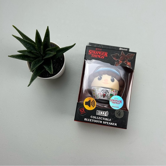 NEW Stranger Things Collectible Bluetooth Speaker - Picture 2 of 7
